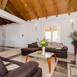 Villa Avoca *