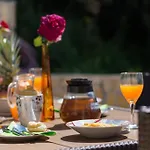 Avoca Villa *