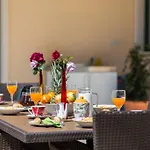 Villa Avoca *