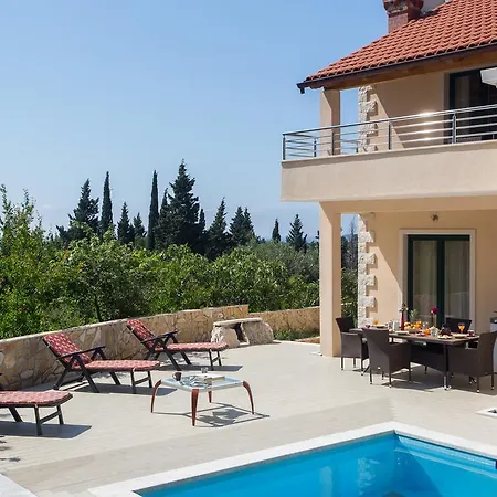 Villa Avoca *